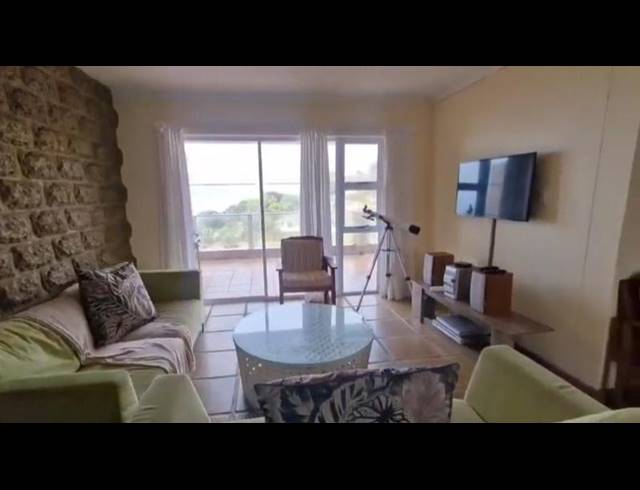 2 BEDROOM APARTMENT FOR SALE IN MARGATE BEACH